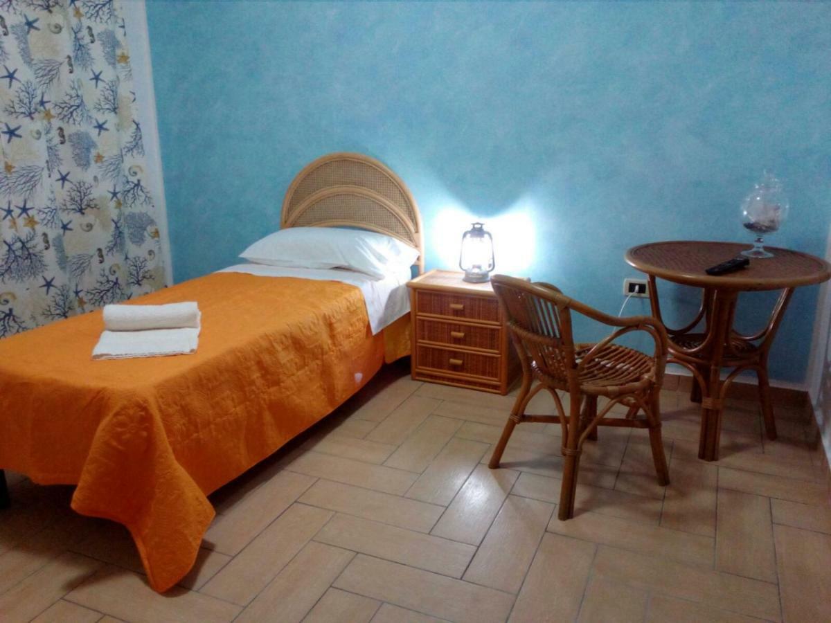 5-1-35 Hotel Паола Екстериор снимка