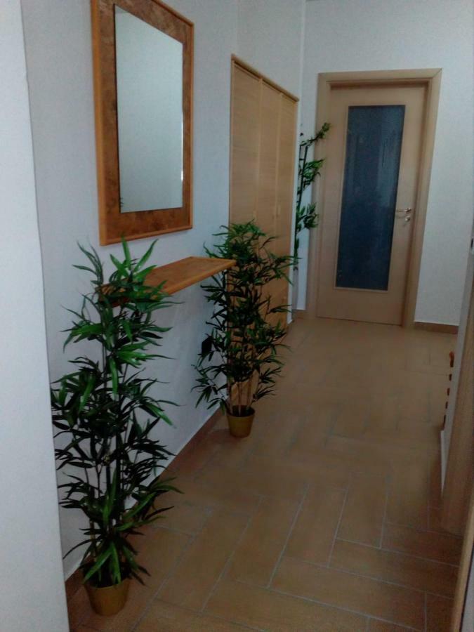 5-1-35 Hotel Паола Екстериор снимка